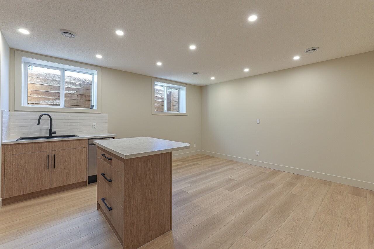 147 Heston St Nw - Photo 4 of 8
