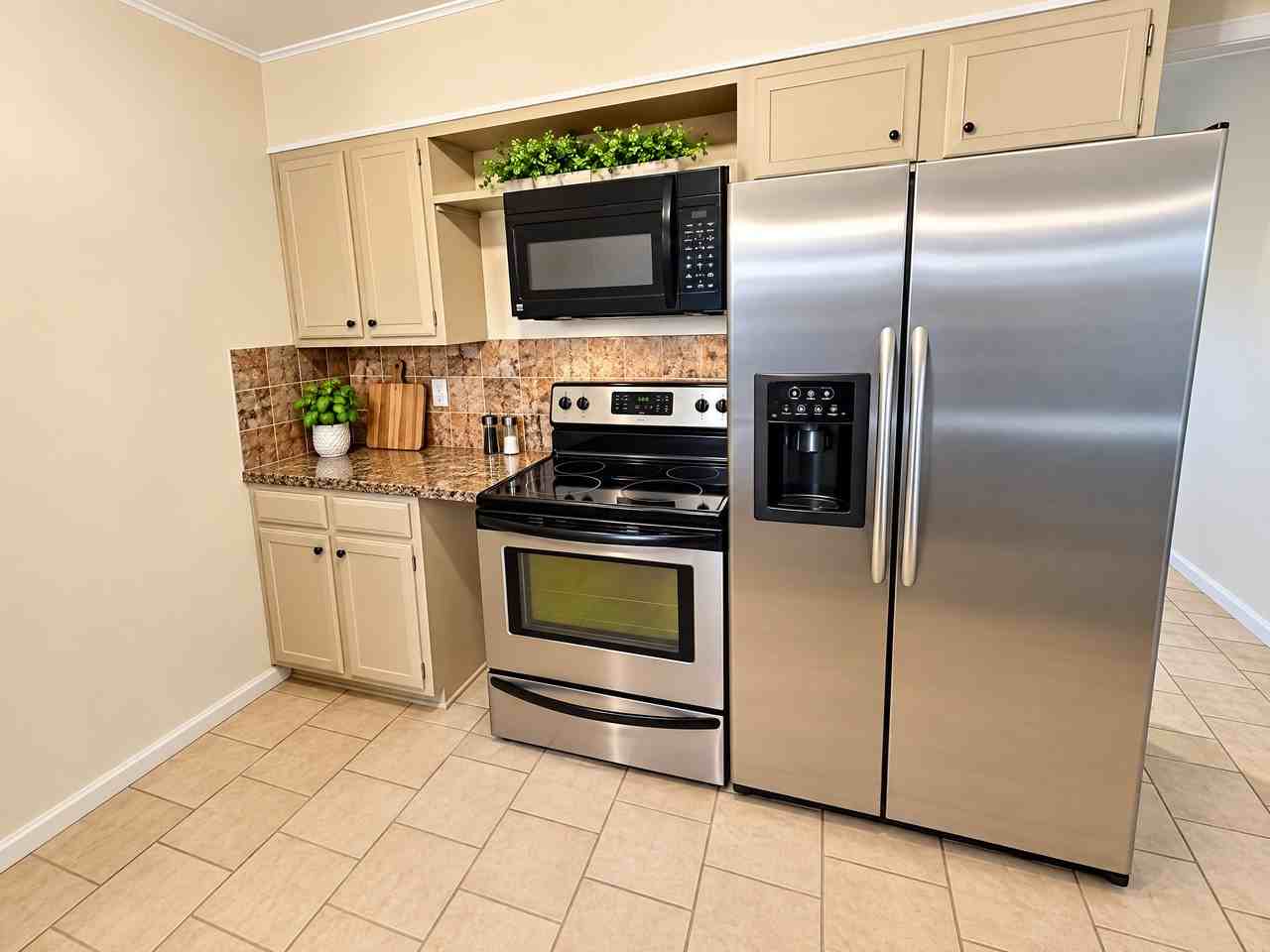 628 628/630 S 21St St #628 - Photo 5 of 17