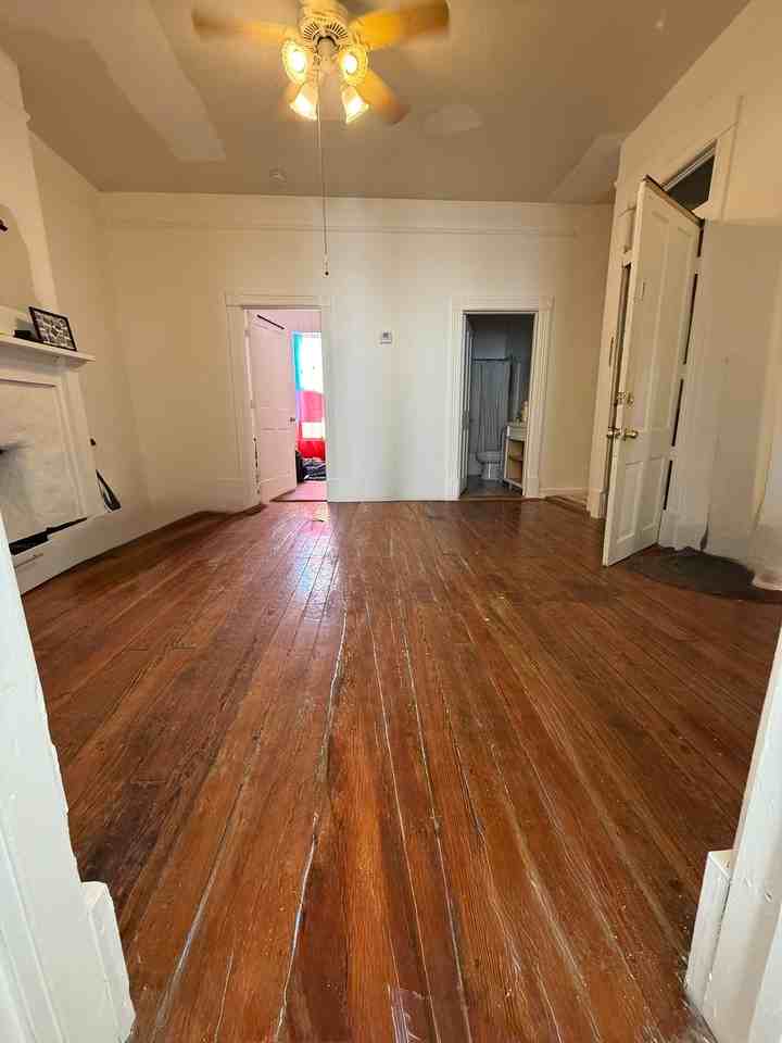 320 W Hall St #B - Photo 4 of 11