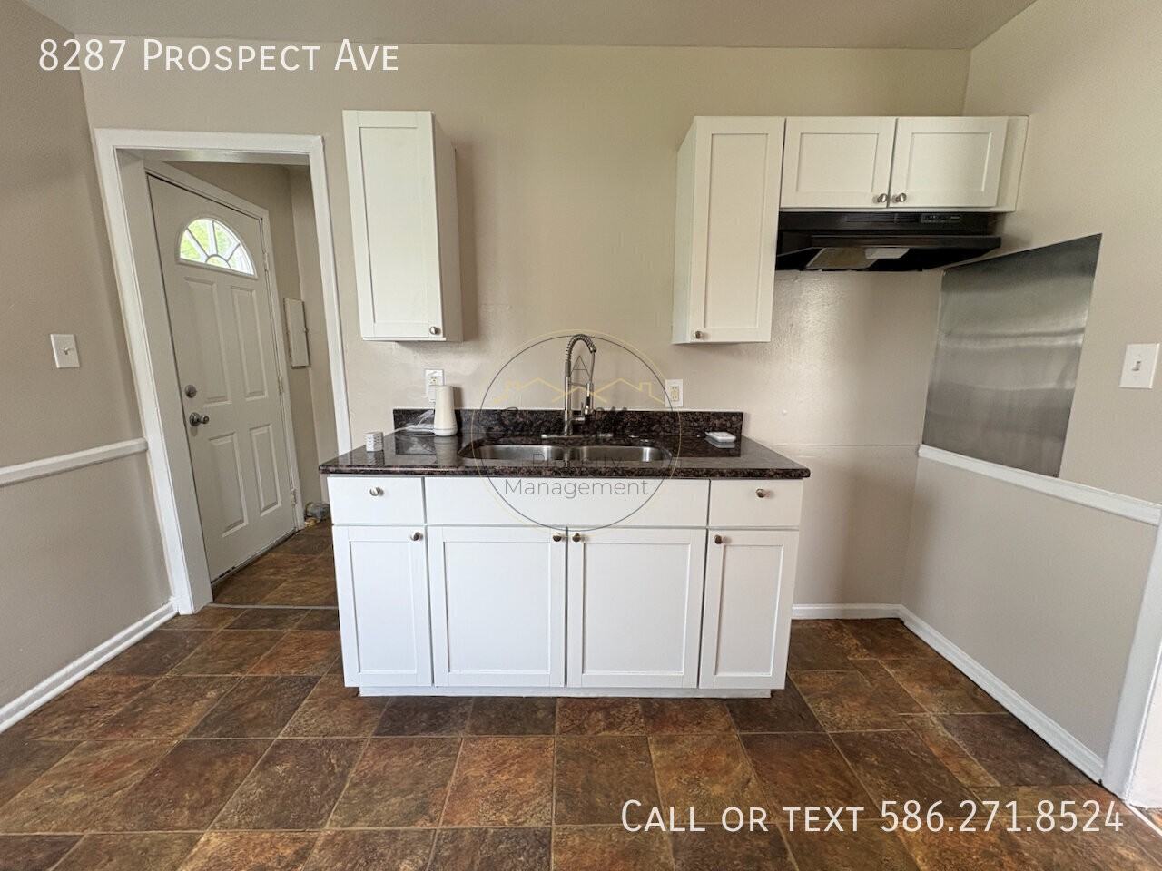 8287 Prospect Ave - Photo 6 of 15