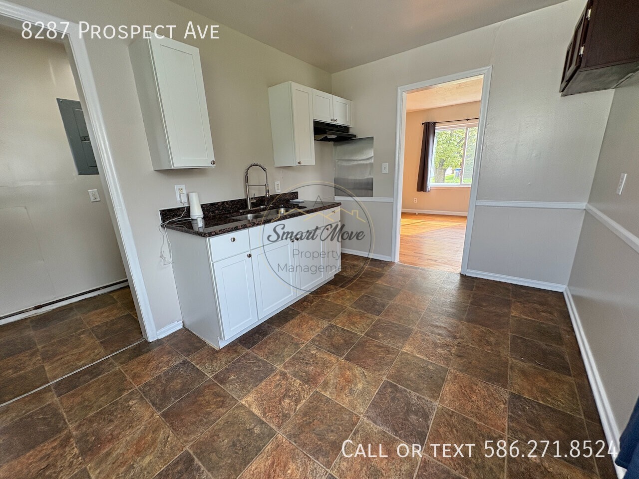 8287 Prospect Ave - Photo 7 of 15