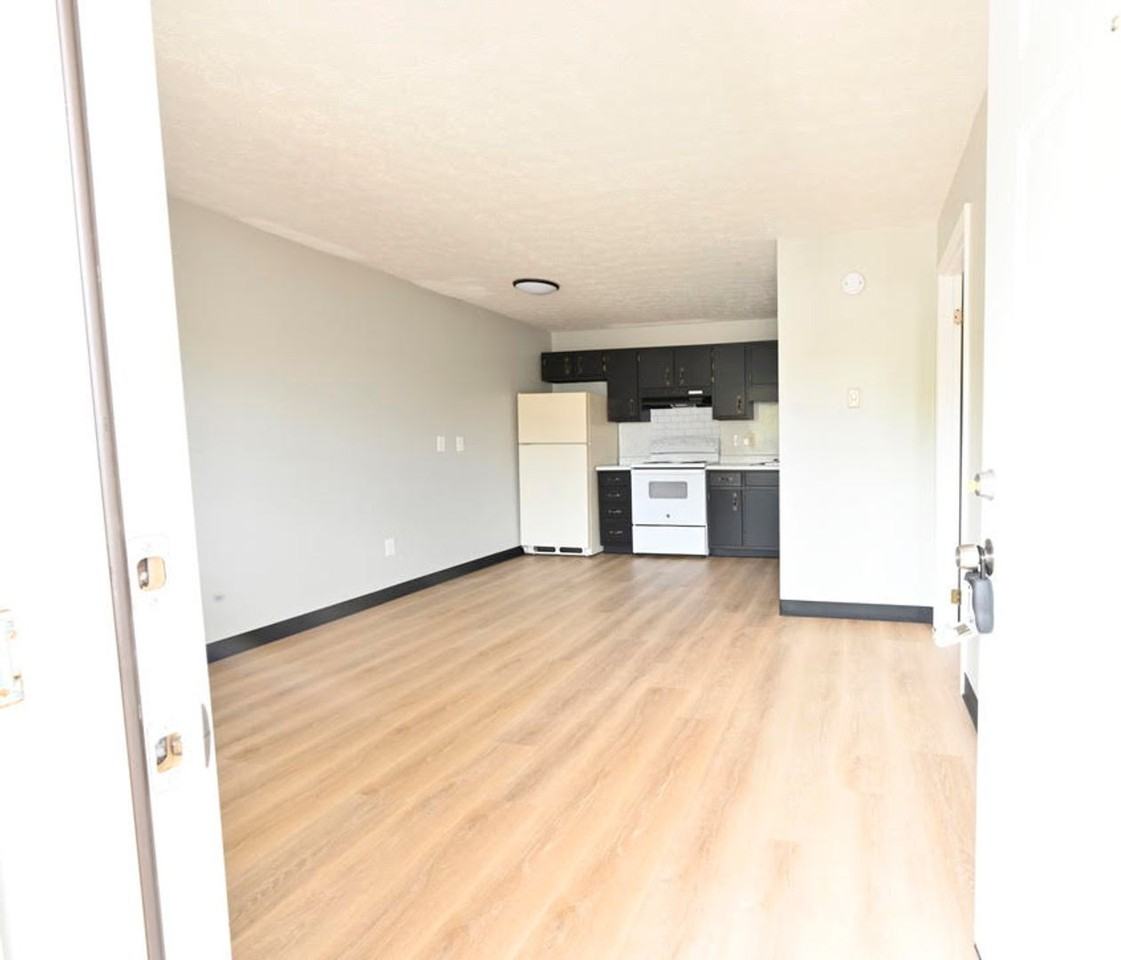 10 Sunnyslope Dr #10N - Photo 3 of 14