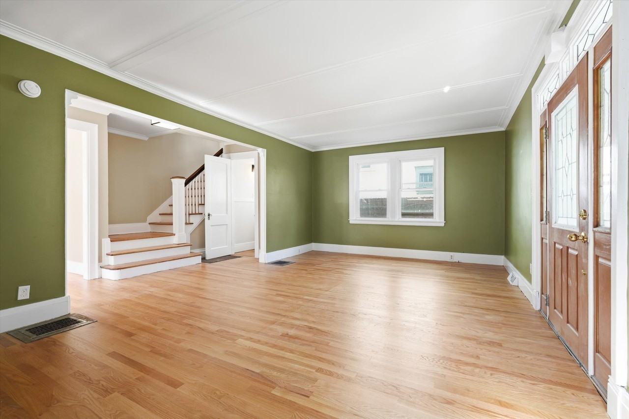 506 Allen St - Photo 6 of 20
