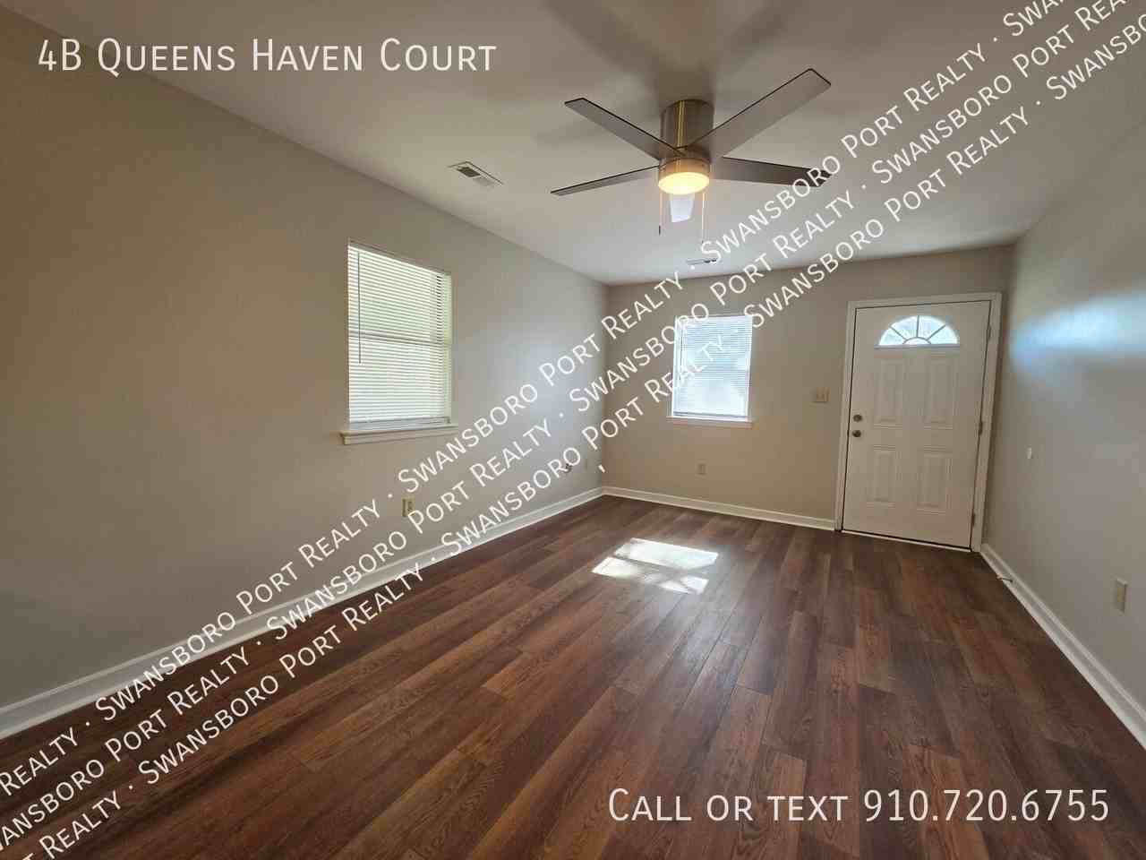 4B Queens Haven Ct - Photo 5 of 17
