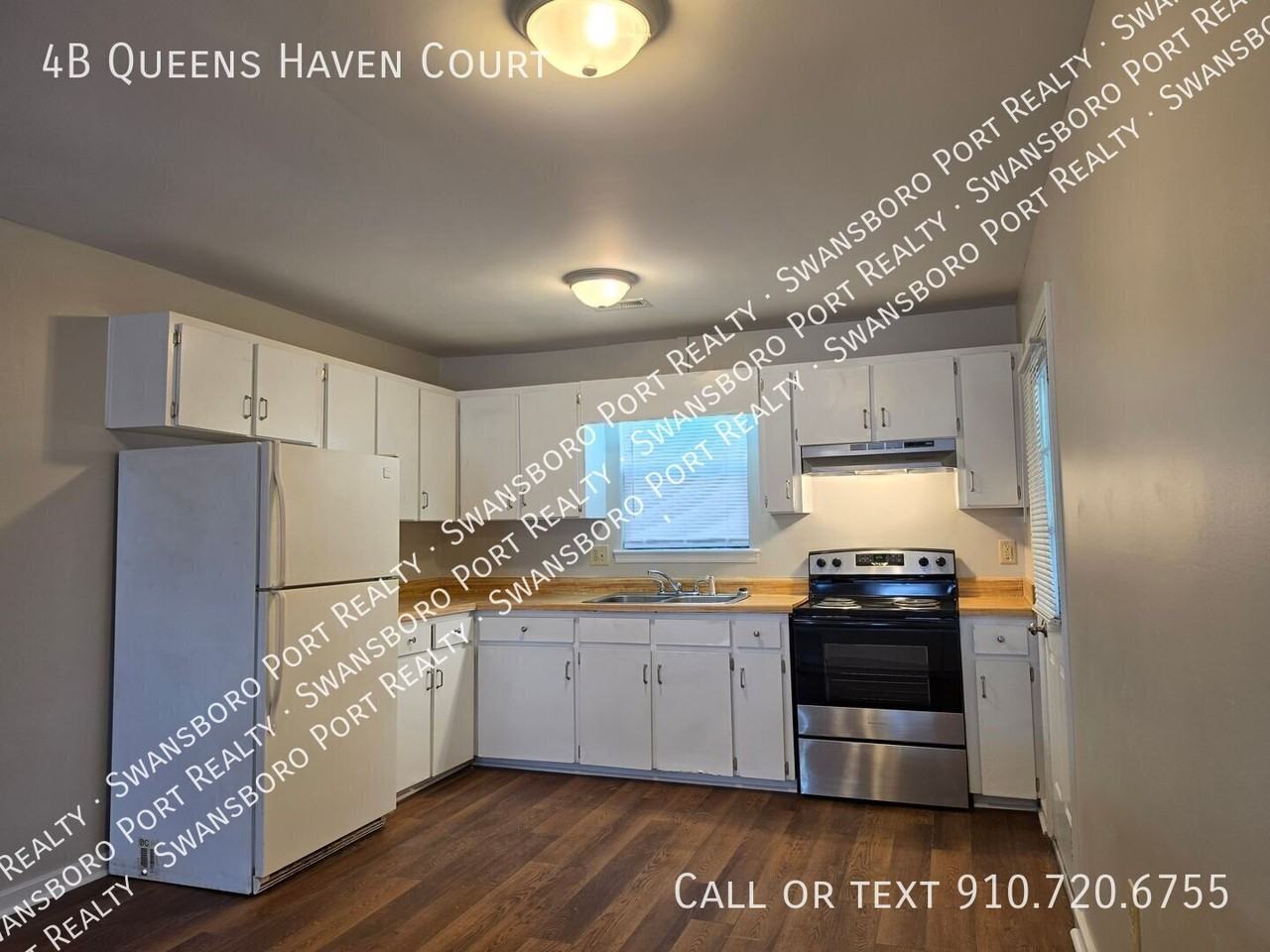 4B Queens Haven Ct - Photo 6 of 17
