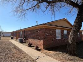 featured image of 606 E Elizabeth St #D