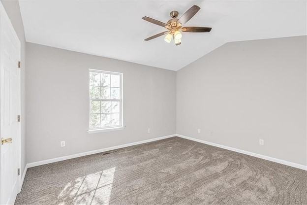 4 Princeton Place Dr - Photo 3 of 7
