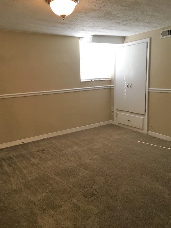 2328 E Redondo Ave #1 - Photo 6 of 8