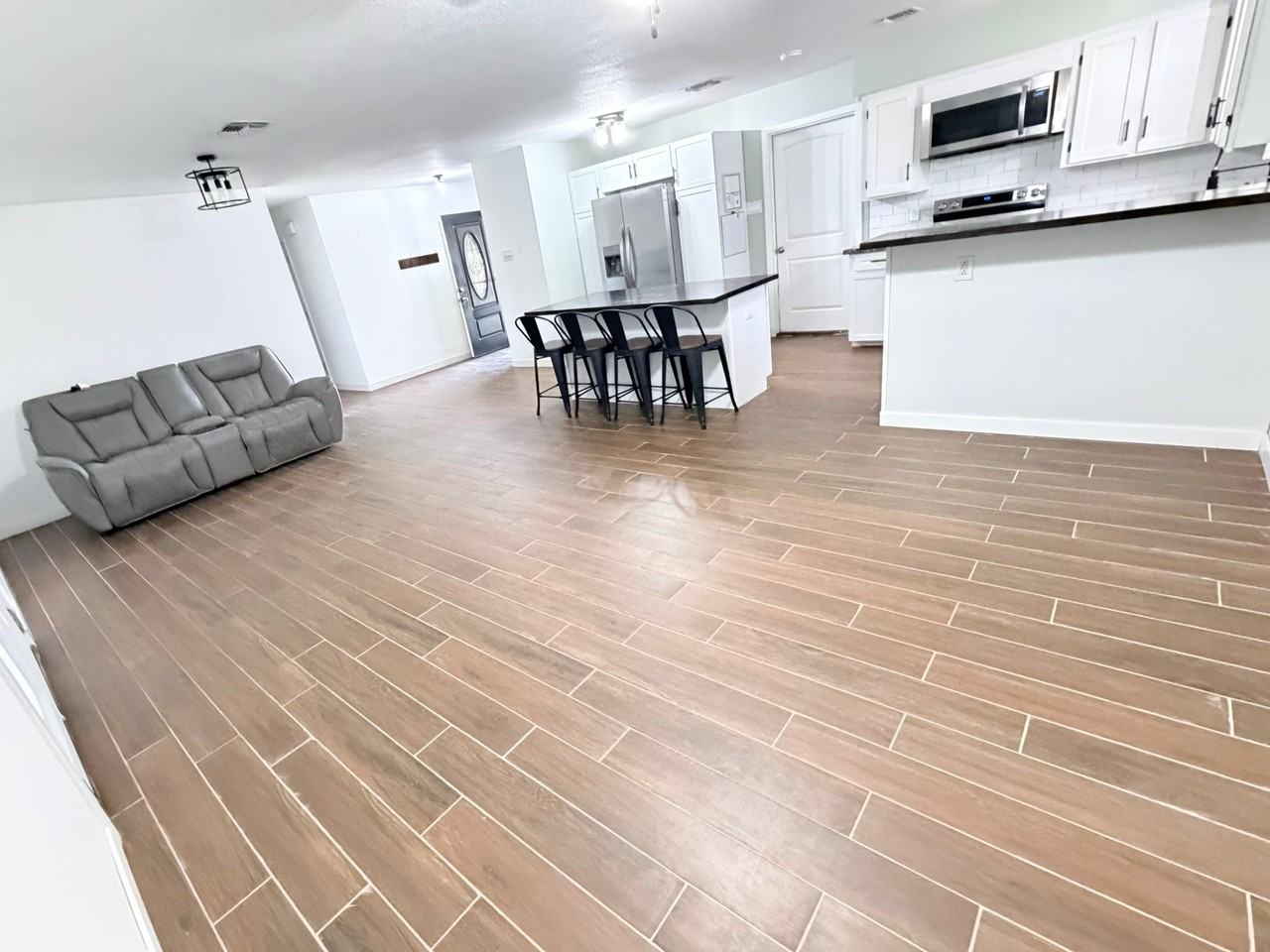 1721 Mildred St - Photo 6 of 20