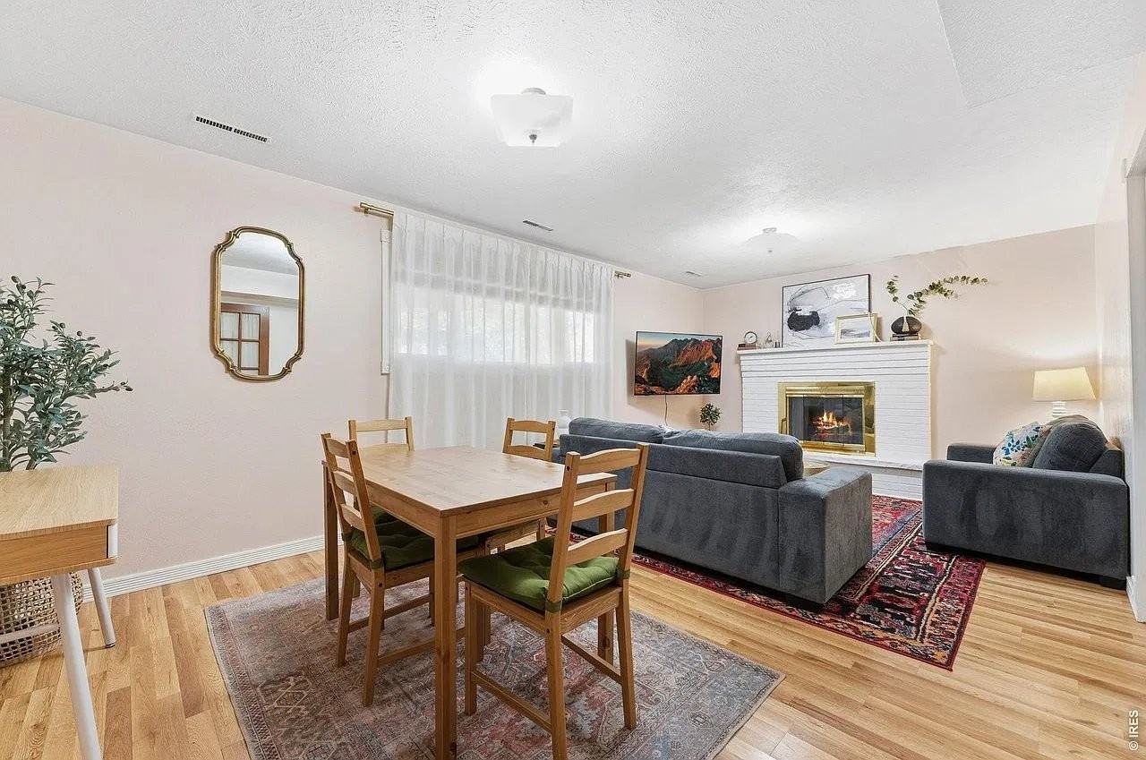 703 W 29th St - Photo 3 of 12