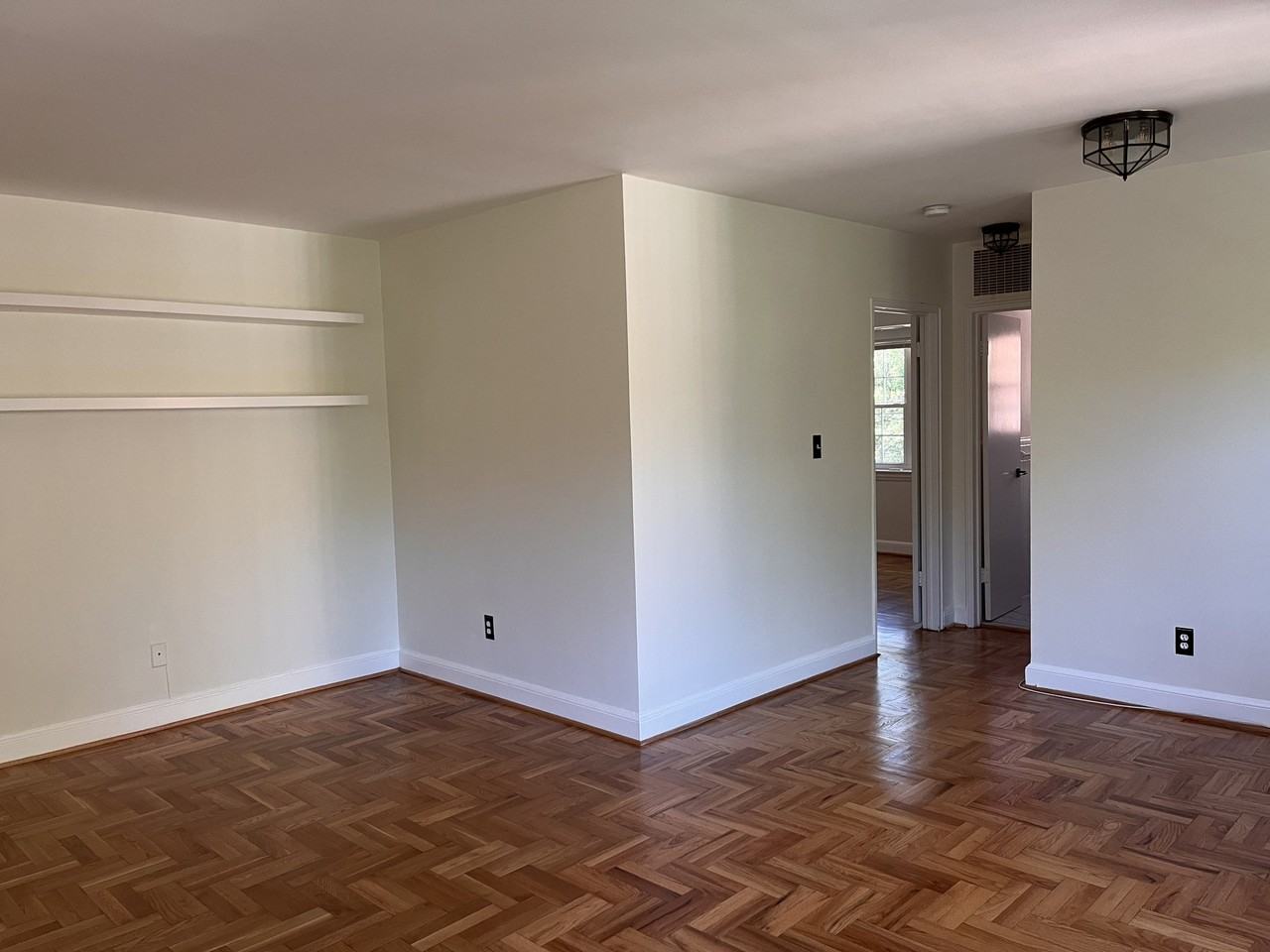 1301 N Ode St #132 - Photo 4 of 18