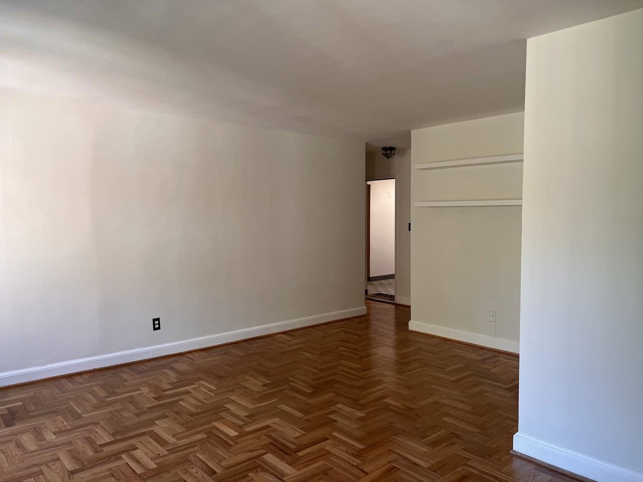 1301 N Ode St #132 - Photo 5 of 18