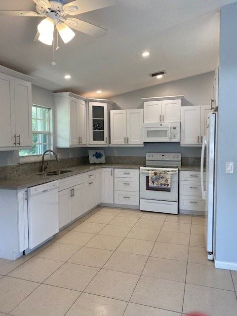 29252 Coconut Palm Dr - Photo 3 of 11
