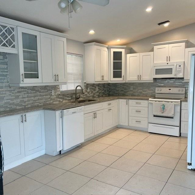 29252 Coconut Palm Dr - Photo 4 of 11