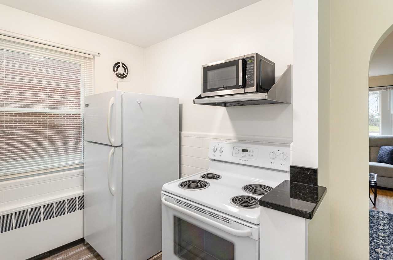 34 Orphanage Rd #4 - Photo 6 of 14