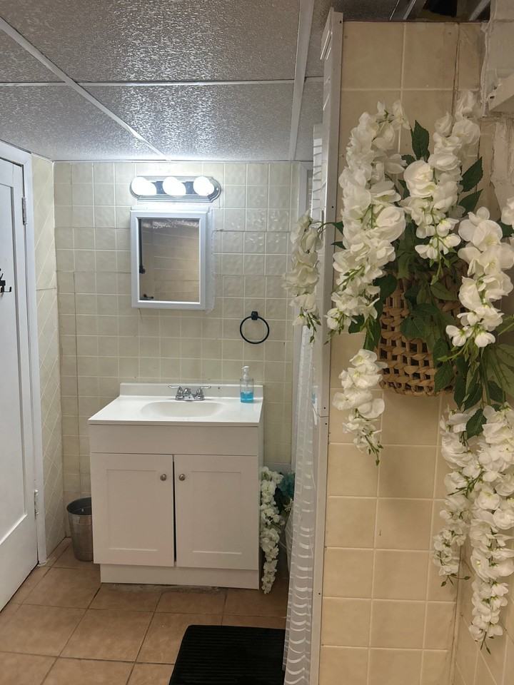 311 W Fisher Ave #1 - Photo 5 of 7