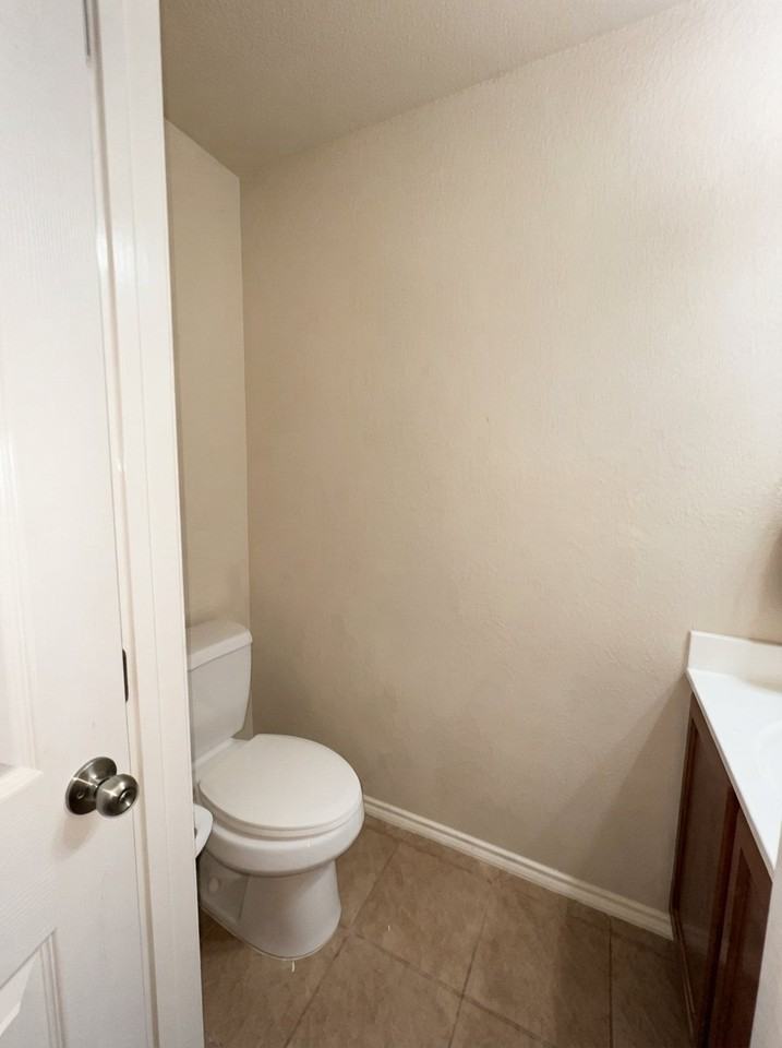 412 Figueroa - Photo 6 of 16