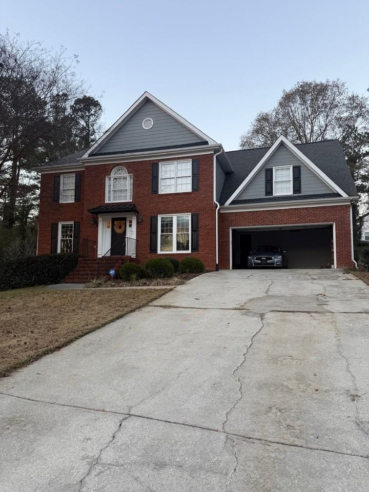4221 Weston Dr Sw - Photo 2 of 6