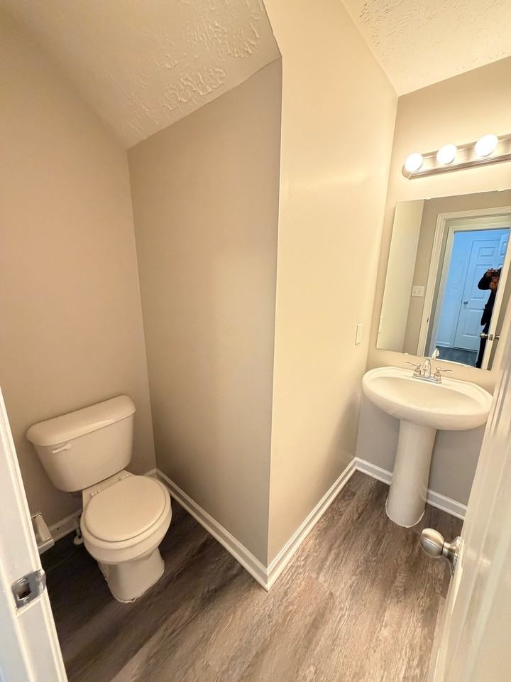 12160 Lindley Dr - Photo 7 of 18