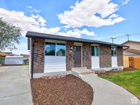 7222 W Gardenia Ave - Photo 1 of 1