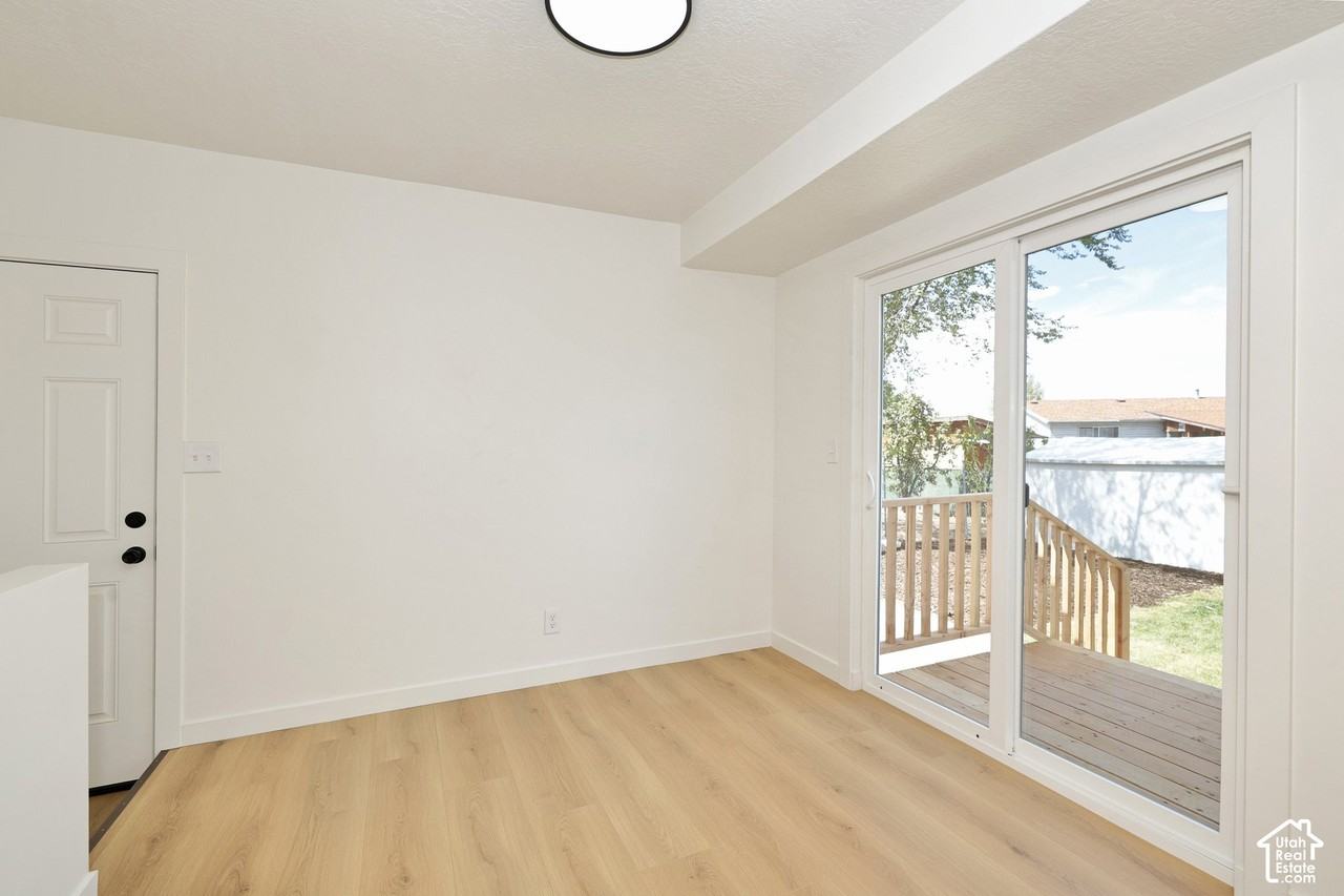 7222 W Gardenia Ave - Photo 6 of 15