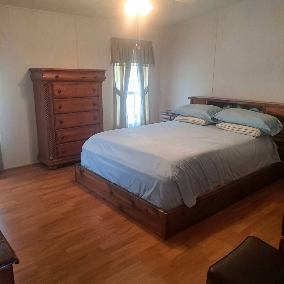 39645 Keiths Cir - Photo 2 of 9