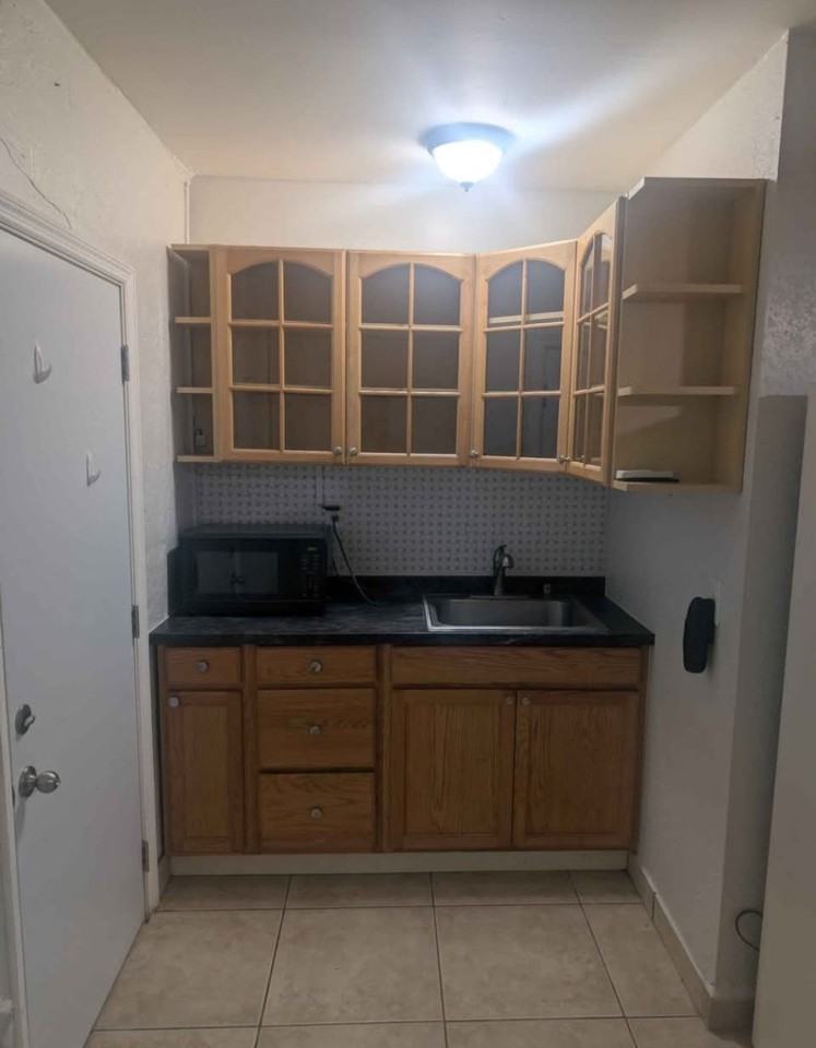 11851 Persimmon Blvd #LEFT - Photo 3 of 7