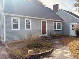 6 Dineen Cir - Photo 1 of 1