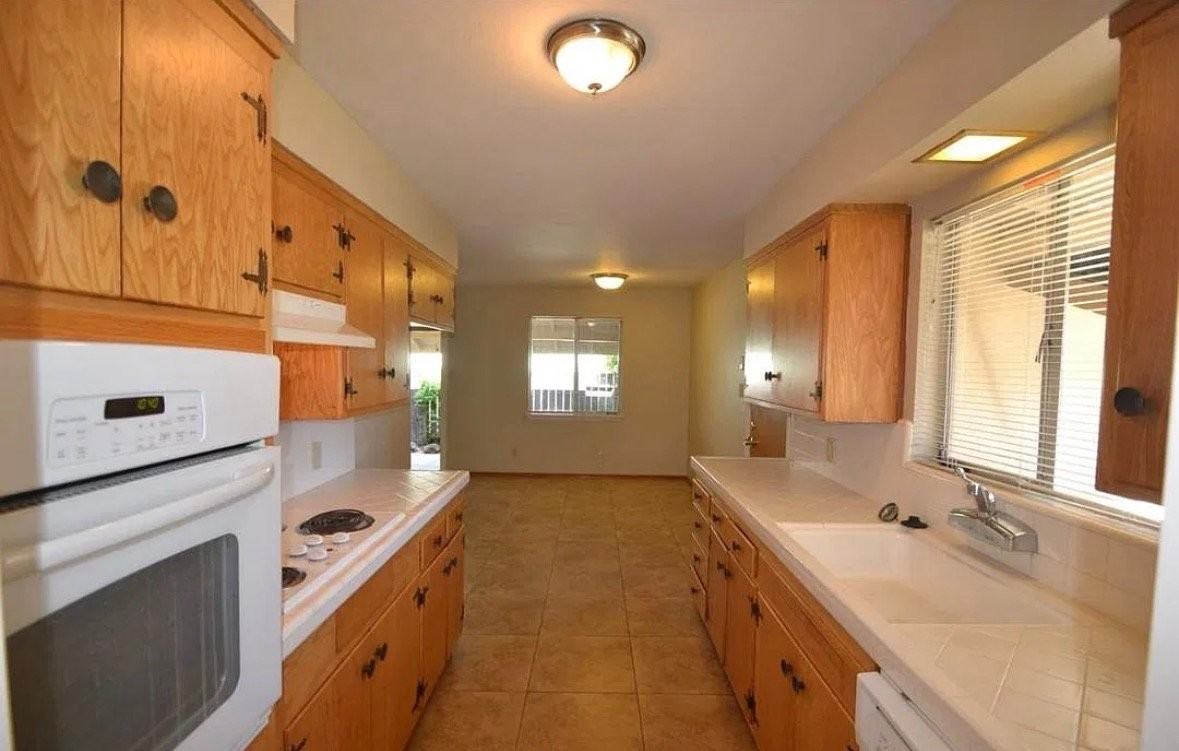 7031 Tamoshanter Way - Photo 5 of 6