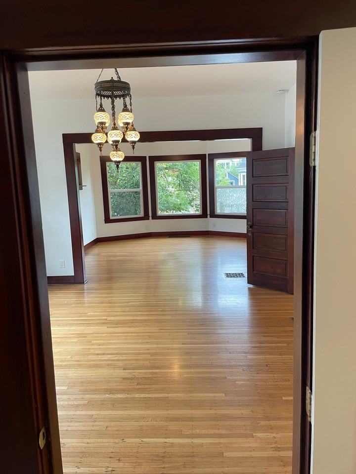 1735 Se 35th Ave - Photo 6 of 15