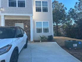2798 Laurel Ridge Cir - Photo 1 of 1