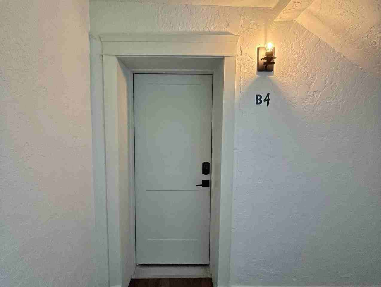 2461 Adams Ave #B4 - Photo 3 of 12