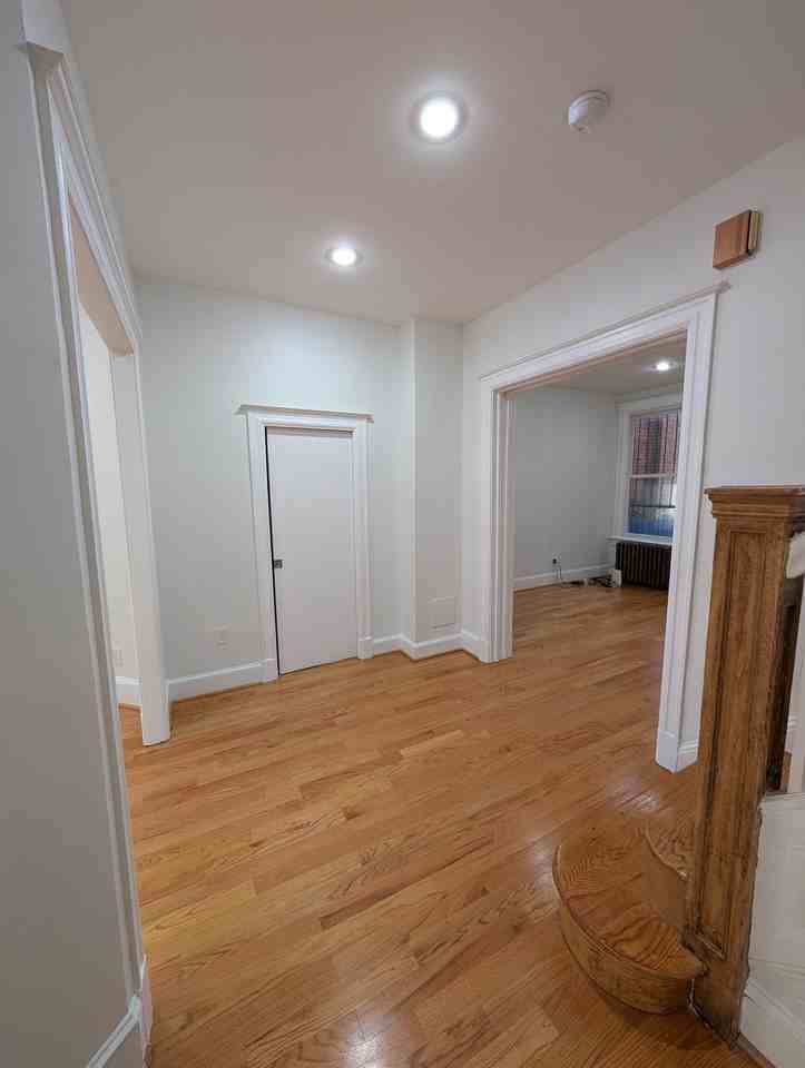 137 Randolph Pl Nw - Photo 3 of 20