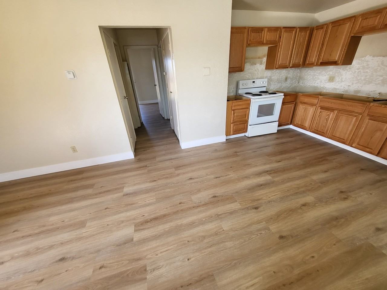 226 Soledad Street - Photo 3 of 7