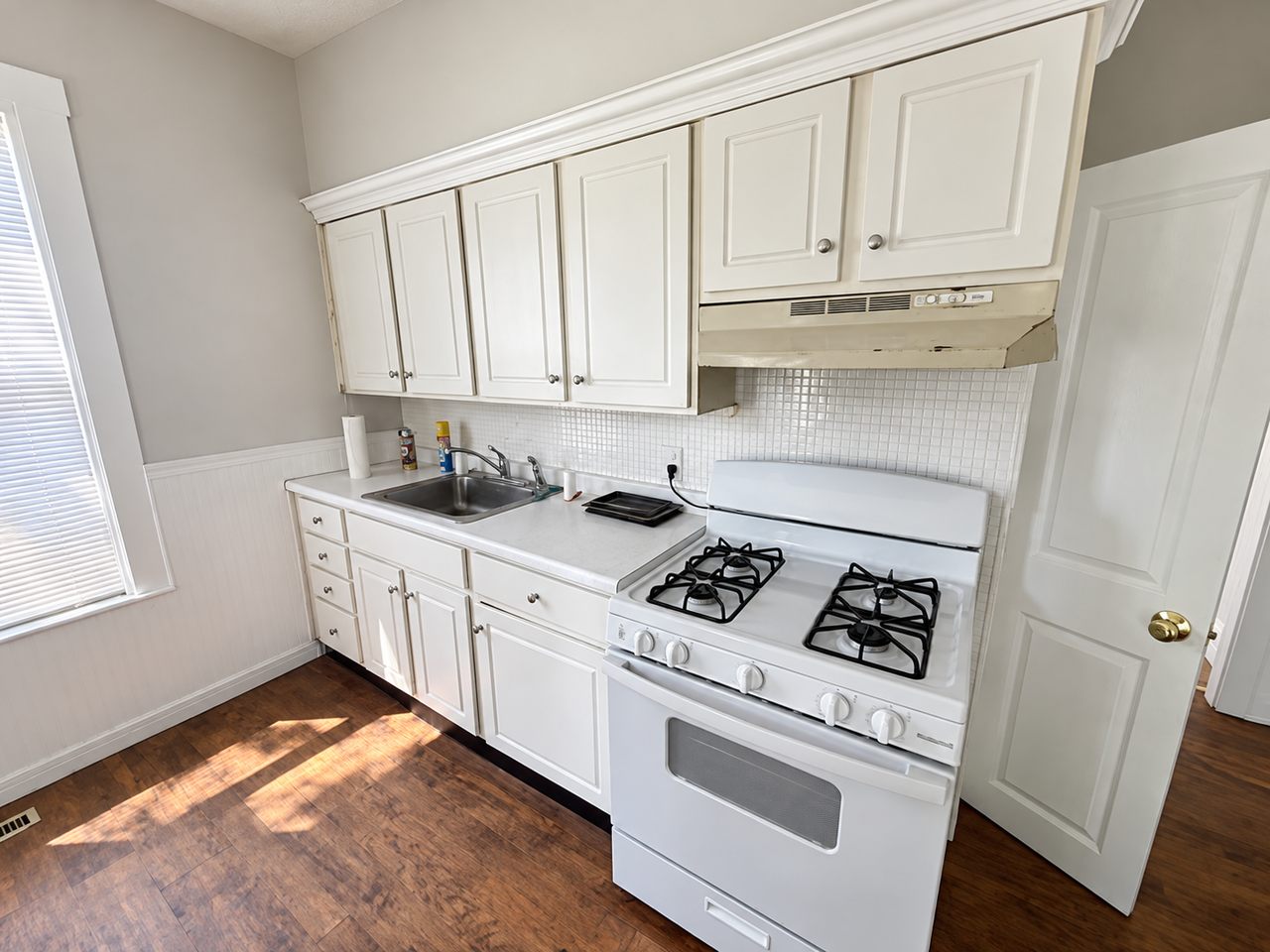 28 Church Avenue - Photo 7 of 10