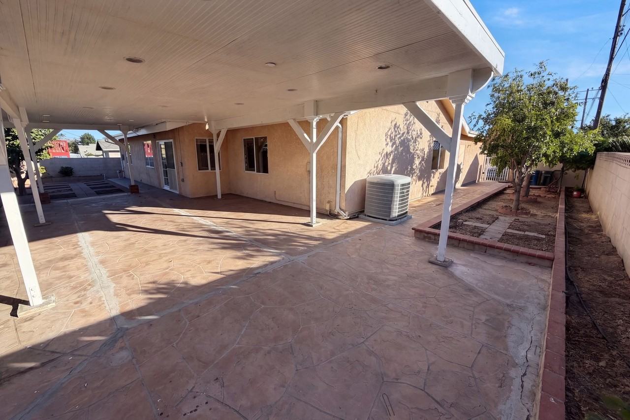 14803 Light Street - Photo 5 of 15