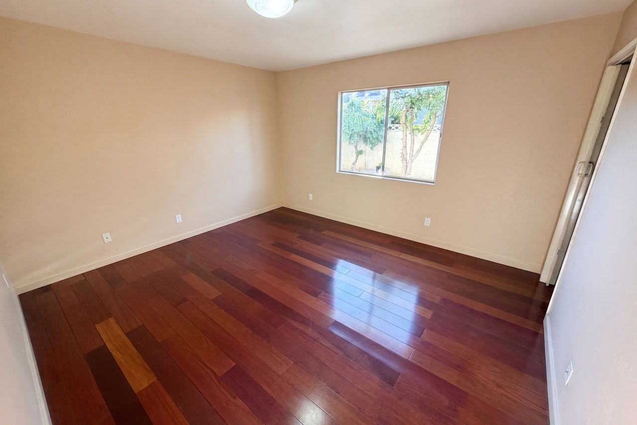 14803 Light Street - Photo 6 of 15