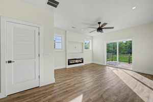 featured image of 214 Hull Ave