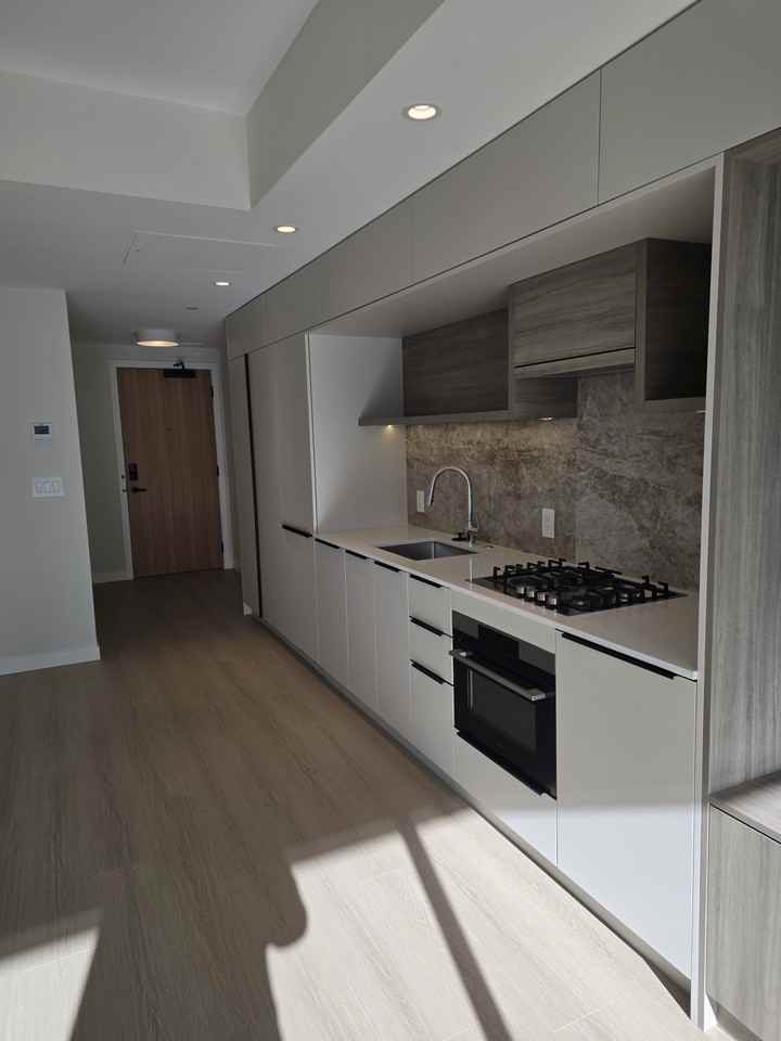 612 Elmwood Street #13xx - Photo 2 of 9