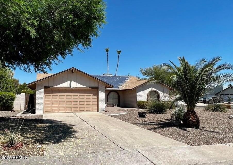 15601 N 51st Pl - Photo 2 of 34