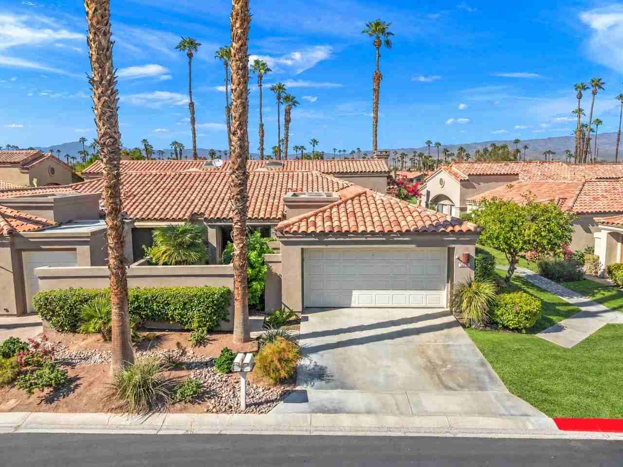 38658 Wisteria Dr - Photo 3 of 50
