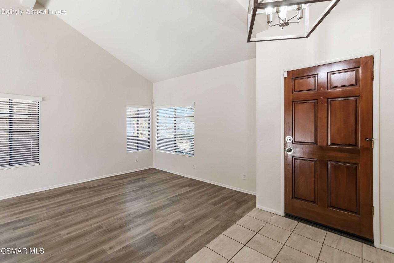 557 Canyon Vista Dr - Photo 3 of 29