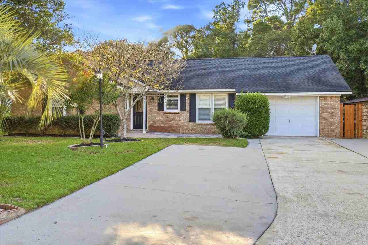 406 Longleaf Rd - Photo 2 of 32