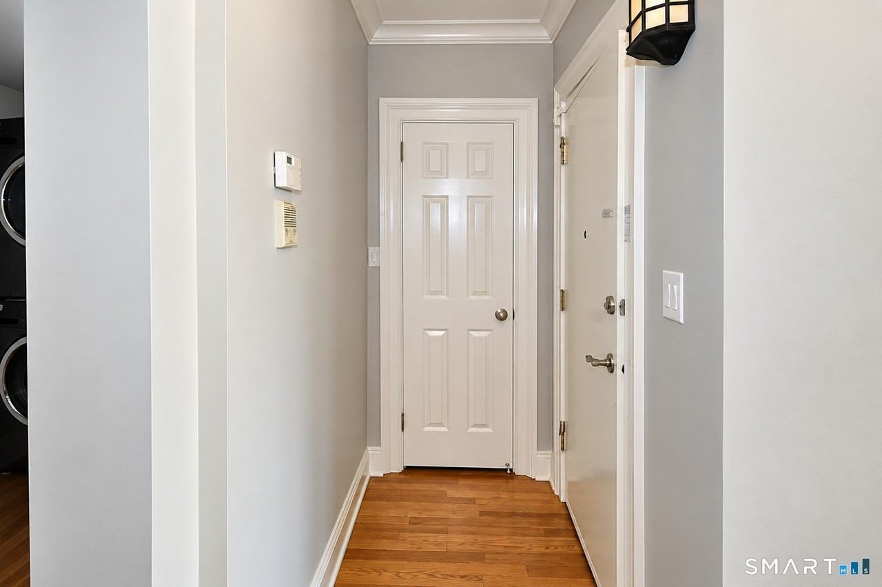 833 Summer St #3B - Photo 6 of 14