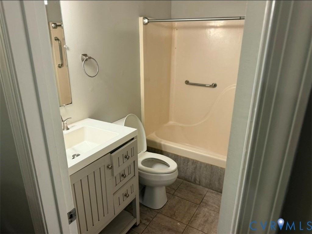 4202 Kempwood Ct - Photo 6 of 12