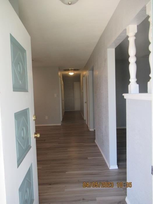 2094 Stratford Way - Photo 2 of 9
