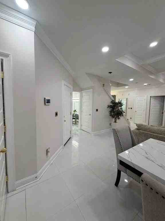 1622 Lapland Dr - Photo 4 of 18