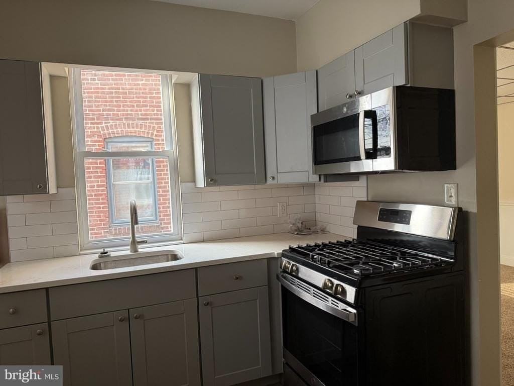 7262 Calvin Rd - Photo 5 of 11