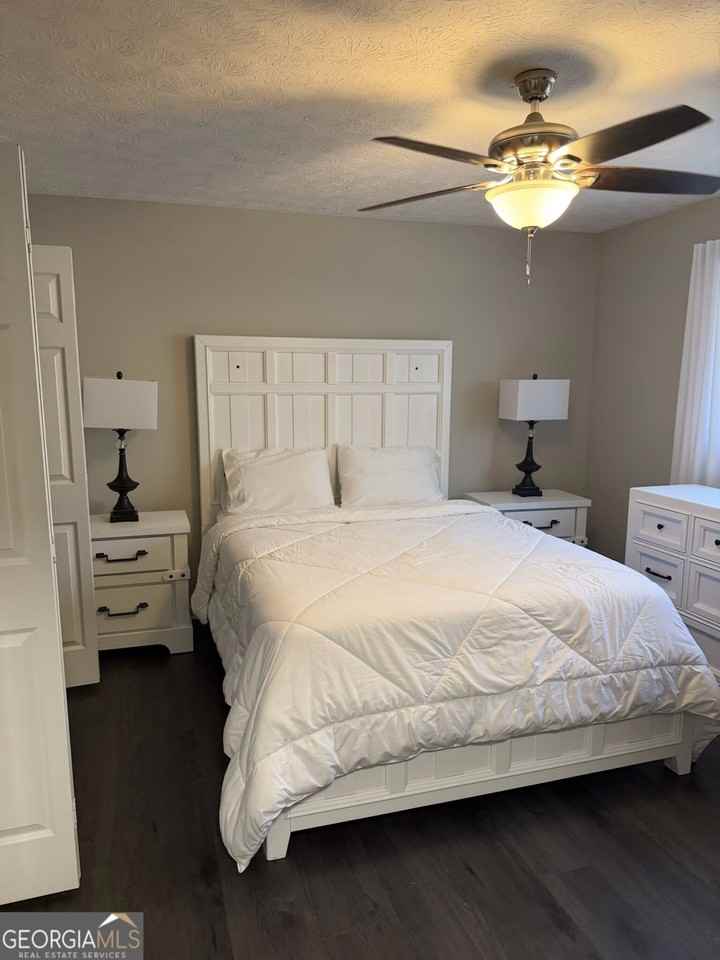 214 Oak Cir N - Photo 7 of 20