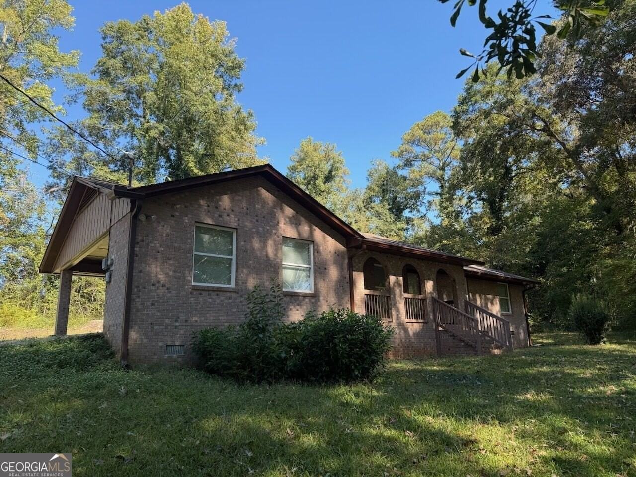 981 E Atlanta Rd - Photo 2 of 11